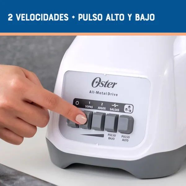 Licuadora Oster® 2 velocidades más pulso y vaso de vidrio - Imagen 2